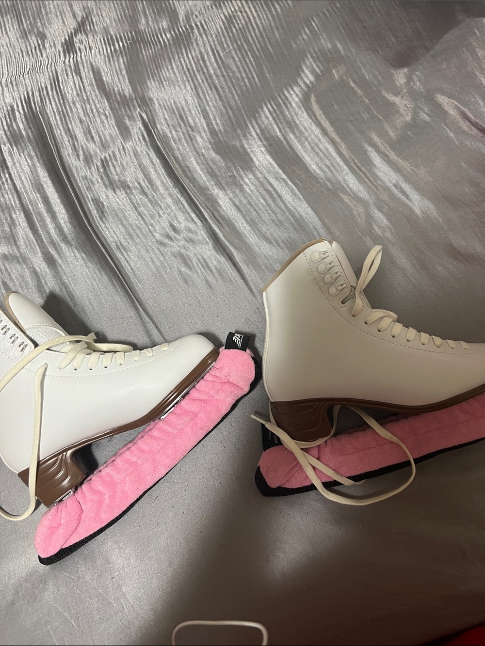 JACKSON White Women’s Figure Ice Skates with Pink Blade Covers